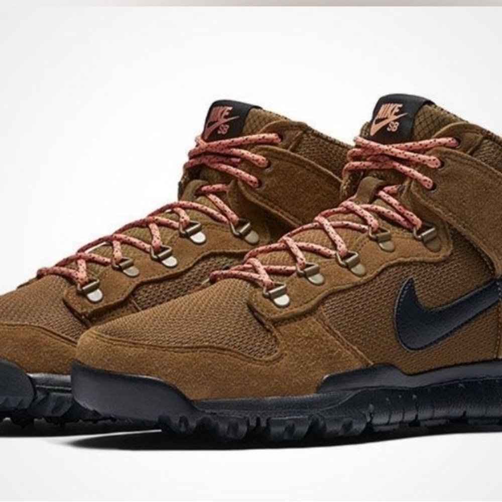 Nike Dunk High Trail Sneaker Boot